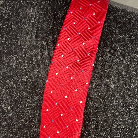 Brooks Brothers Red White Blue Textured Silk Tie - Picture 3 of 5